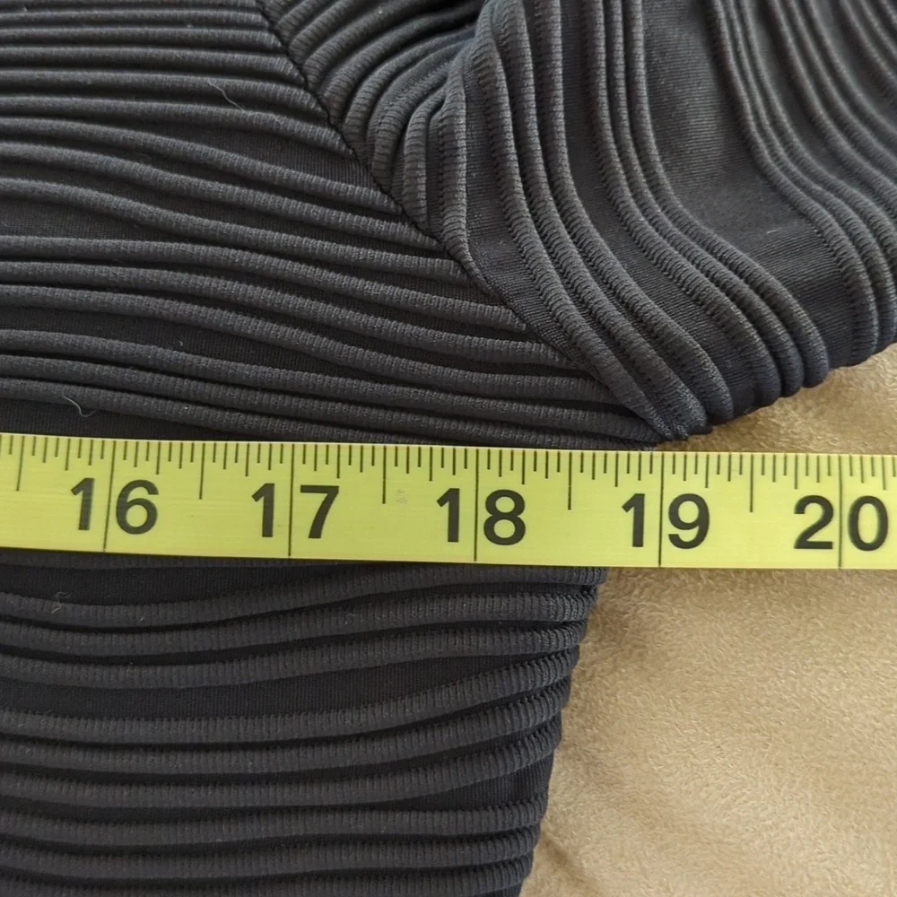 Joseph Ribkoff Vintage Black Textured Front Zip 3/4 Sleeve Blazer Size 12
